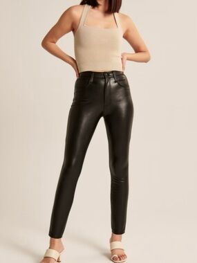 Abercrombie & Fitch Vegan Leather High Rise Pants Black Size 25 Curve Love
